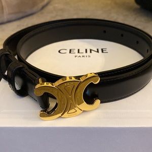 CELINE MEDIUM TRIOMPHE BELT IN SMOOTH CALFSKIN
BLACK GOLD FINISHING size 75